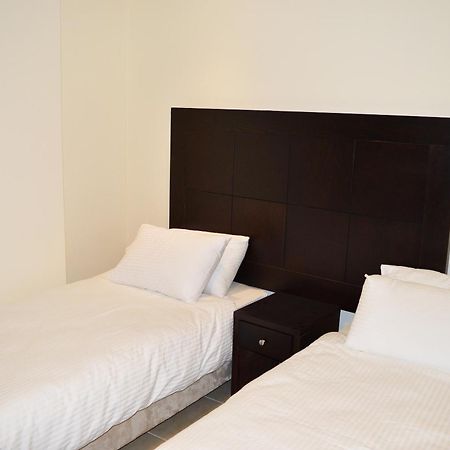 Taybeh Golden Hotel Ramallah Quarto foto