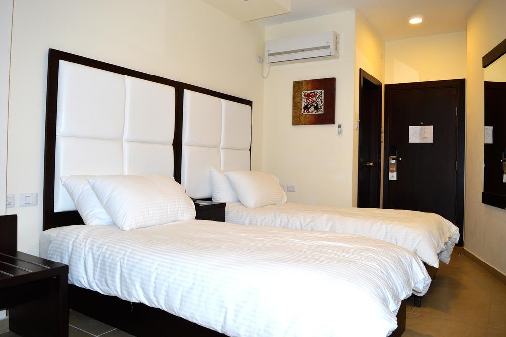 Taybeh Golden Hotel Ramallah Exterior foto