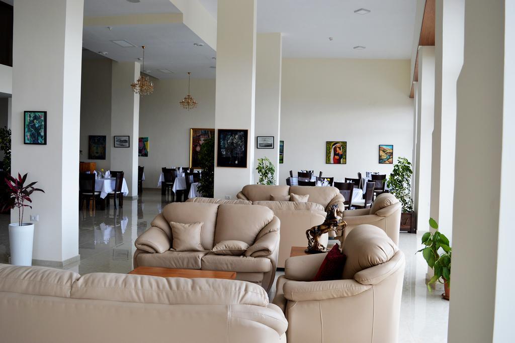 Taybeh Golden Hotel Ramallah Exterior foto
